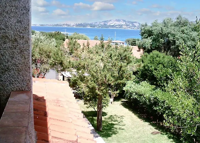 Elegant House With Sea View In *