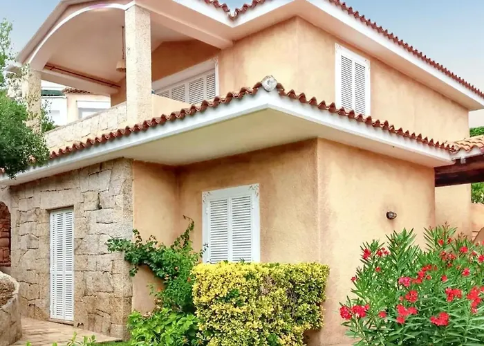 Elegant House With Sea View In *